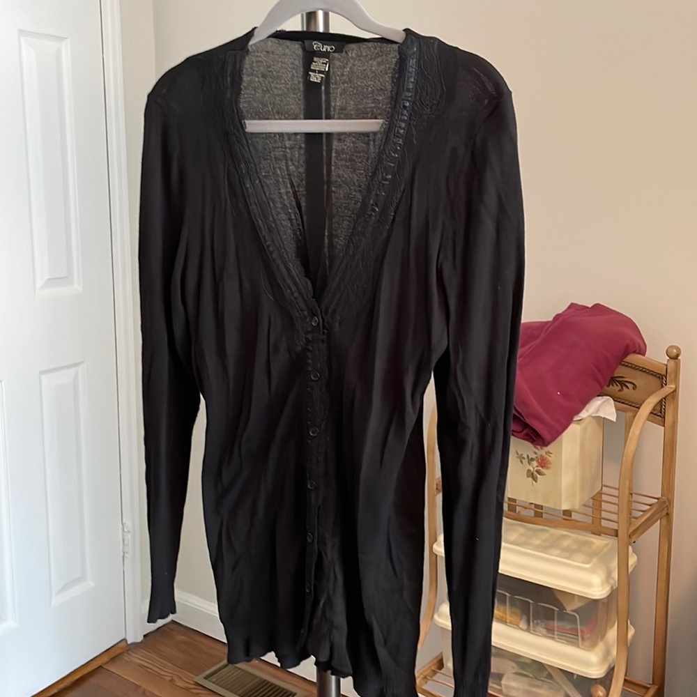 Cupio Women’s Cardigan w/lace trim